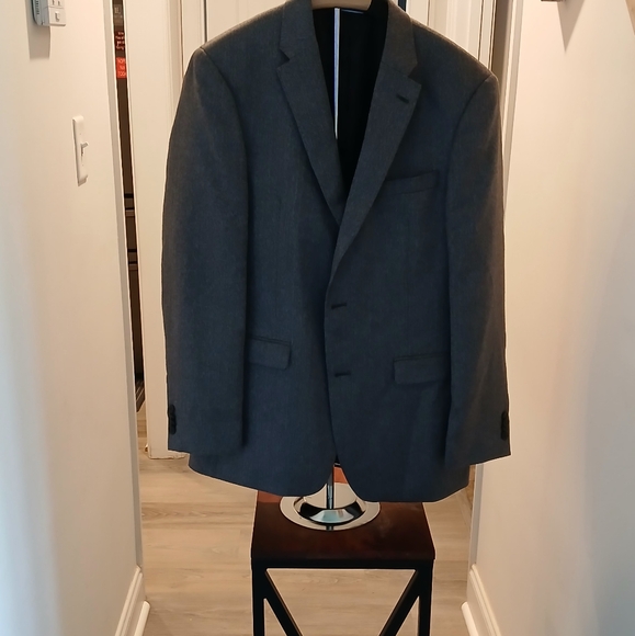 TOMMY HILFIGER Classic Gray HERRINGBONE Men's Blazer SIZE 40L - Picture 1 of 7